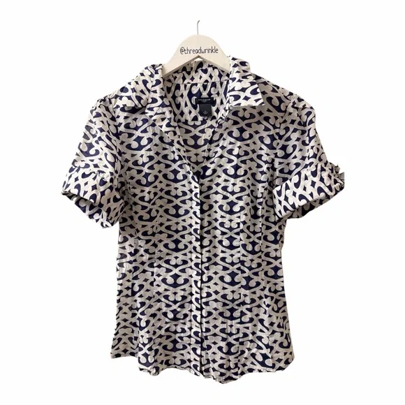 Ann Taylor Navy Blue and White Button Front Short Sleeve Top Size 10 - Picture 2 of 8